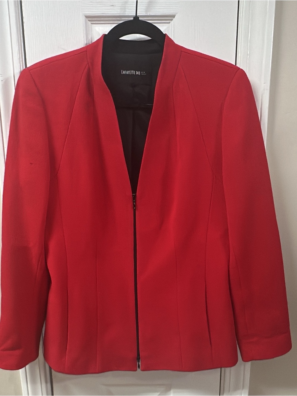 Lafayette 148 New York 100% Virgin Wool SEE pics FOR FLOWS. (Mix38)
